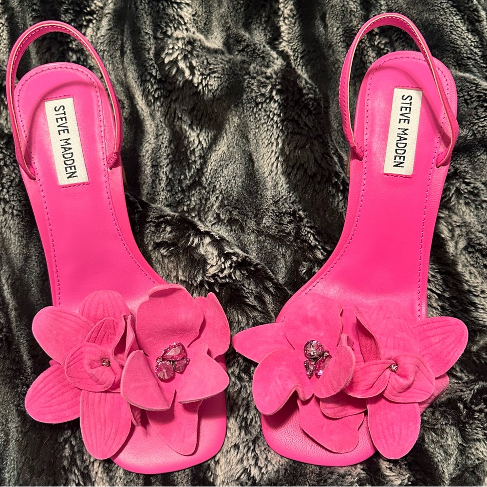 Steve Madden Pink Suede Floral Women's Sandals